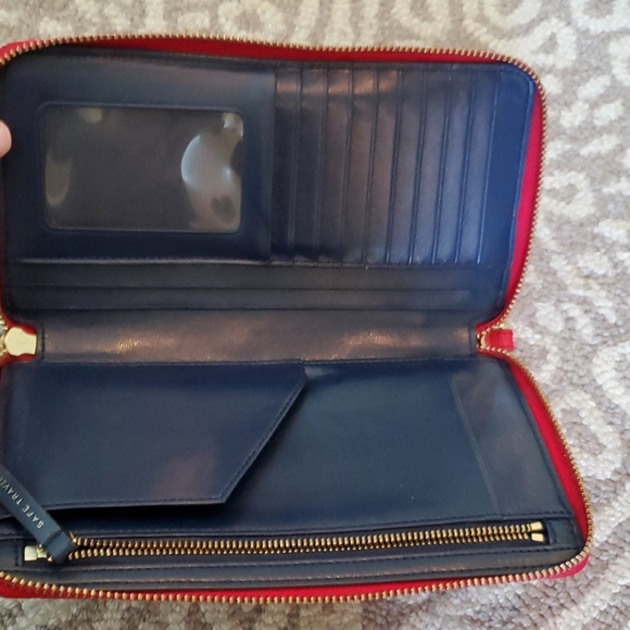 Tory Burch red Continental Saffiano wallet - Picture 6 of 7